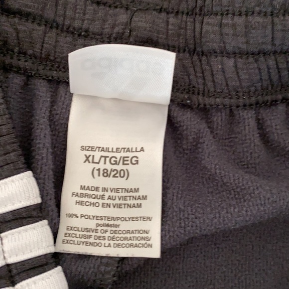 Adidas joggers / pants size boys XL 18/20 - Picture 3 of 7